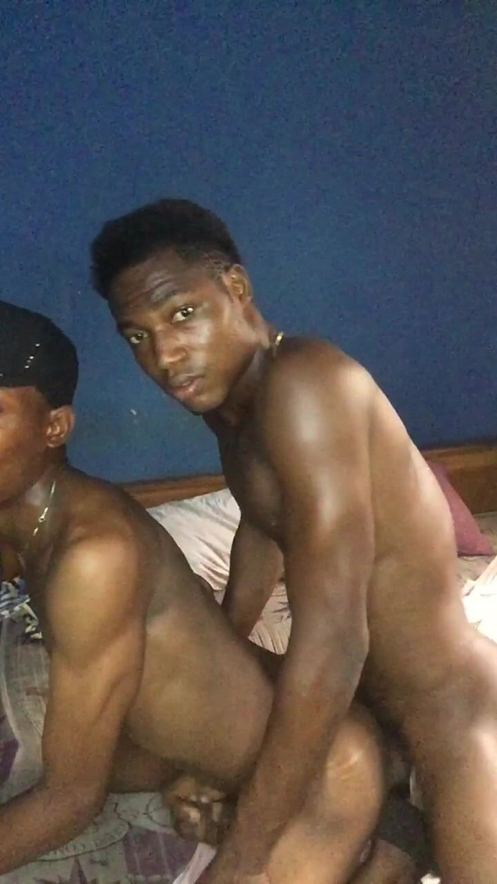 BlackDanie_production: La prima volta io e il mio amico abbiamo fatto...