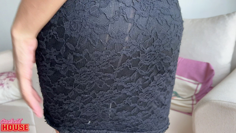 CuckoldHouse: Diese Braut Mit Einer Großen Klitoris Liebt Sex Mit Männern...