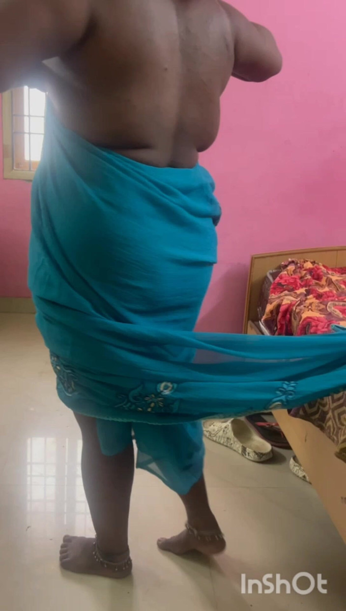 Benita sweety: 热辣的传教士性爱视频。精子场景