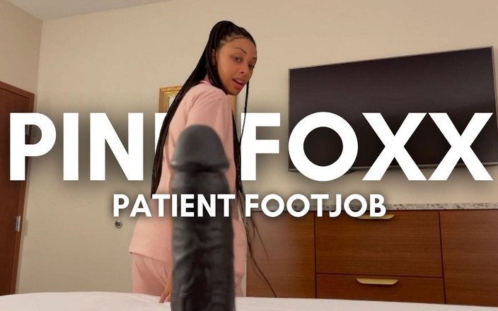 Pink Foxx: Sestřička Pink Foxx dává pacientovi footjob
