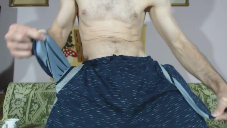 TIVADAR 73: Tivadar 73 (modelo de stripchat). Elefante húngaro.