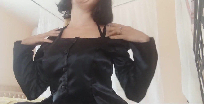 savannahamatoriale: Stepson, I Really Need Your Help for a Total Massage