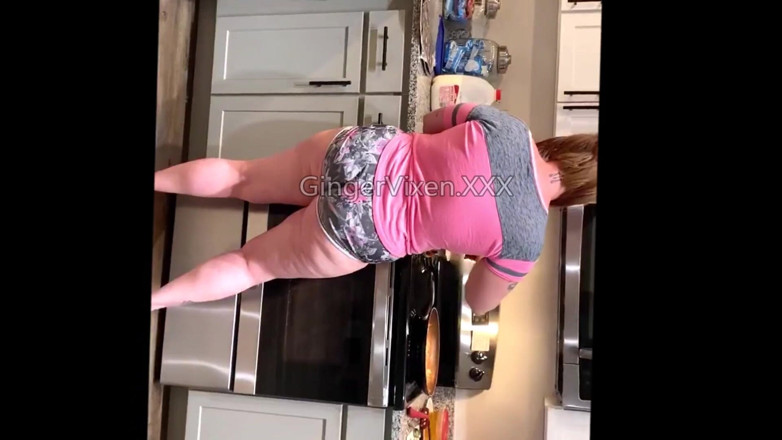 GingerVixen.XXX: Od vaření po anál