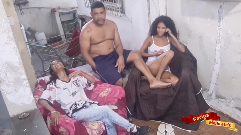 Karinamello: An Old Man Manages to Have Sex with His Two...