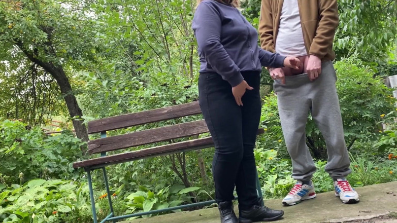 OurFetishLife: Mama vitregă cu fund mare mă lasă să fac asta