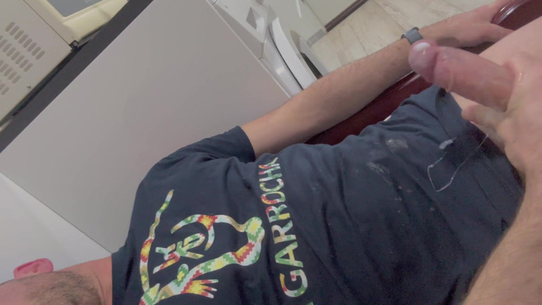 FrankRyder: Xiscoxx Gets Giannigio Milk