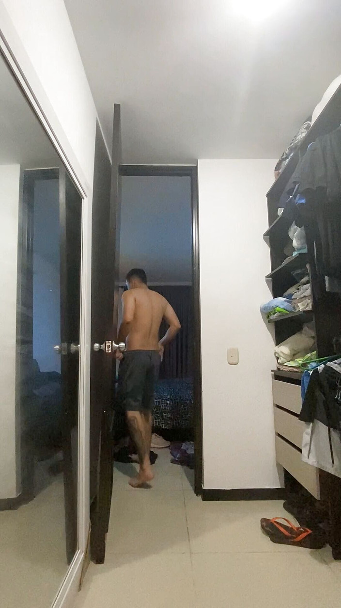 Tomas Styl: Я обожаю тайно снимает на видео моего сводного брата