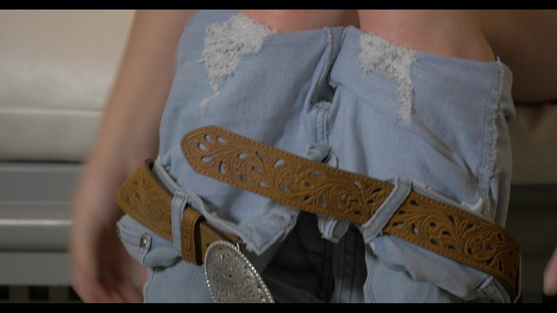 Lesbian Tales: Fotograf Jenna J Ross dostaje napalone paski i masturbuje się...