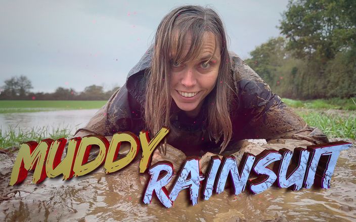 Wamgirlx: Muddy fields, rain suit in the rain