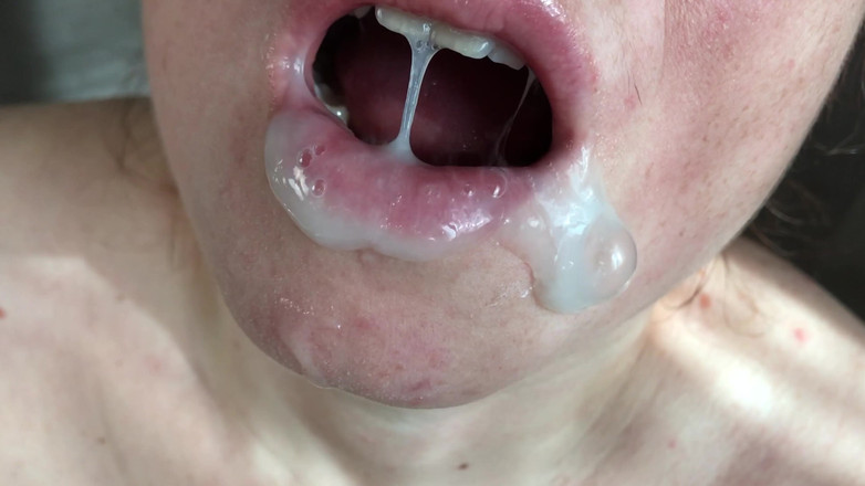 Anna Shpilman: टूथब्रश की तरह लंड का उपयोग करना