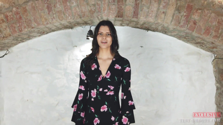 Test-Shoots: Exclusive Video with Pretty Cute Face Virgin Teen Viola Kat...