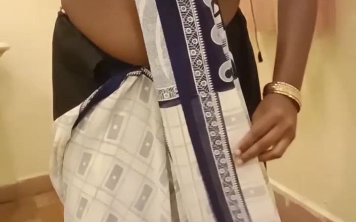 IndianHotwifeX: Desi hete vrouw drapes sexy saree na ex-minnaar spelen cuck...