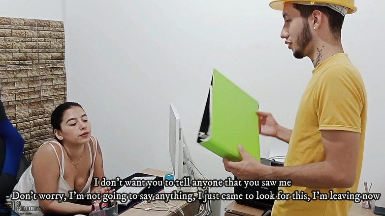 Vayolet: Neslušný návrh, který mu jeho šéf dá výměnou za to, že si...