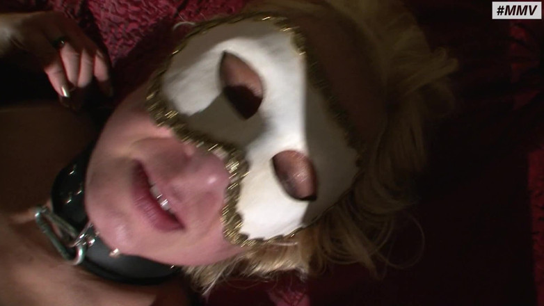 German BDSM MMV: BDSM german - mamă sexy blondă