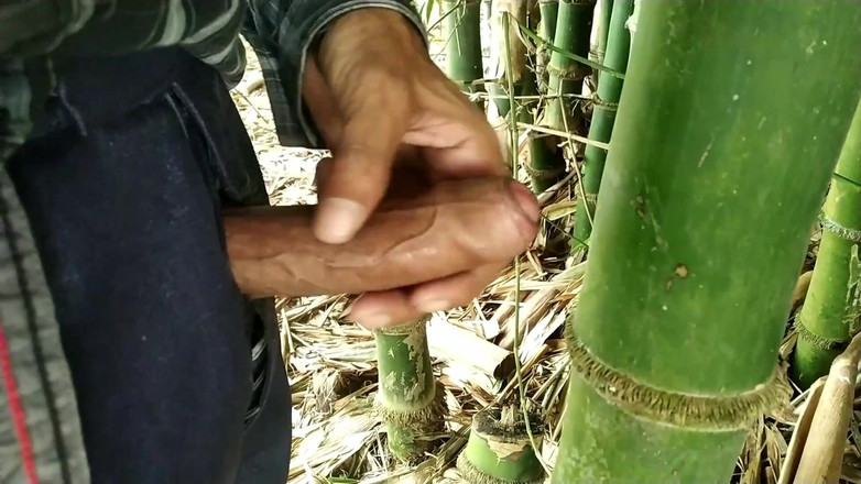 Desimast7: 사정 후 페니스 문지르는 걸 멈춰야해.나는이 침 핸잡으로 모든 정액을 얻었다.