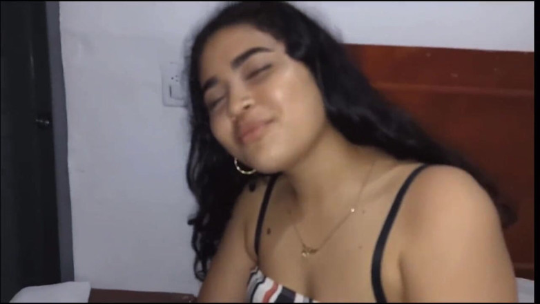 Yohamedi: O Meu Namorado Deixa-me Plantado, Por Isso Deixo-me Foder Por...