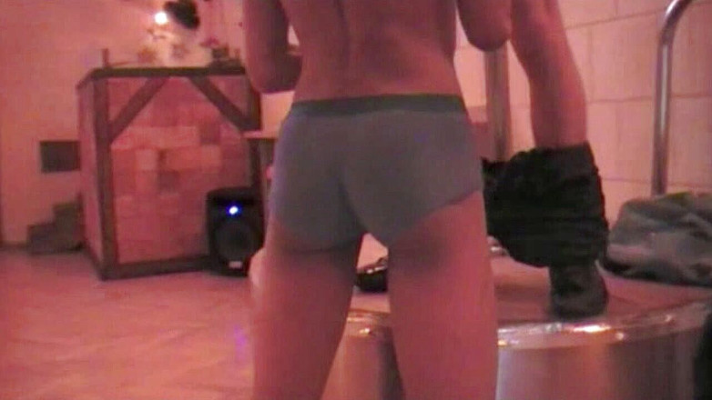 French Twinks Amator videos: Diego geneukt door Max in clubdans