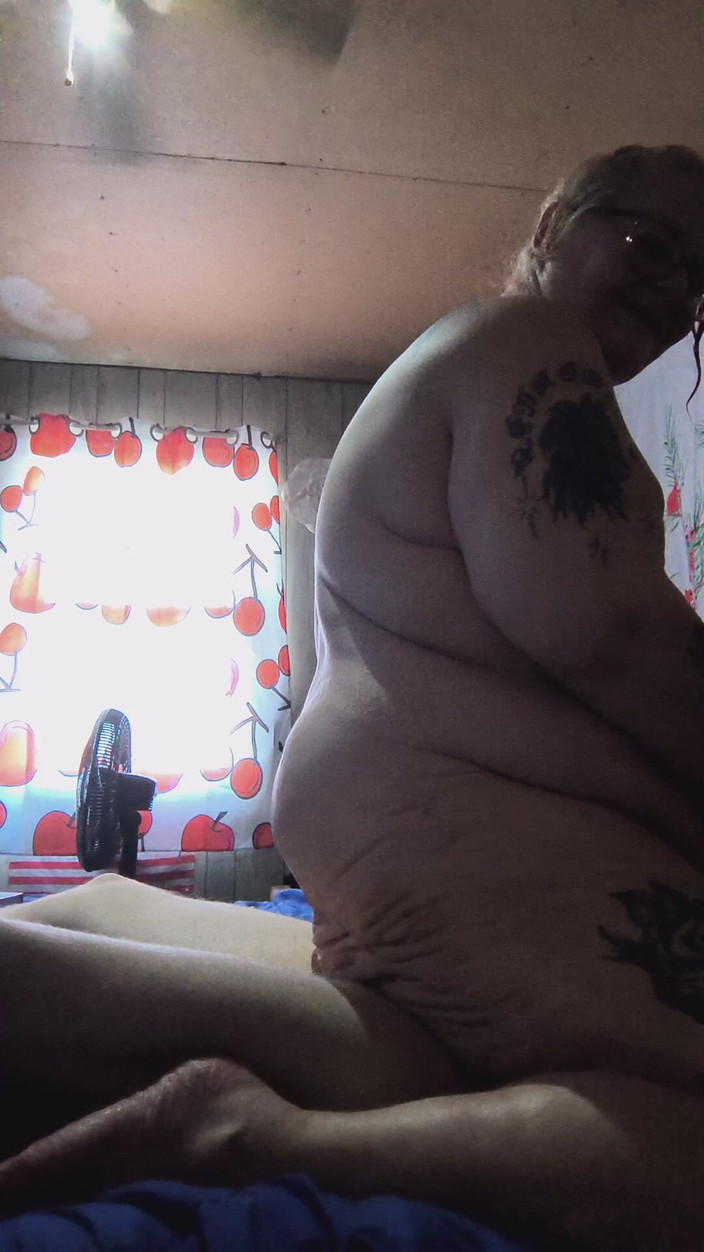 HerculesnVENUS: Menunggang di atas bolehkah saya membasahkan zakar itu?