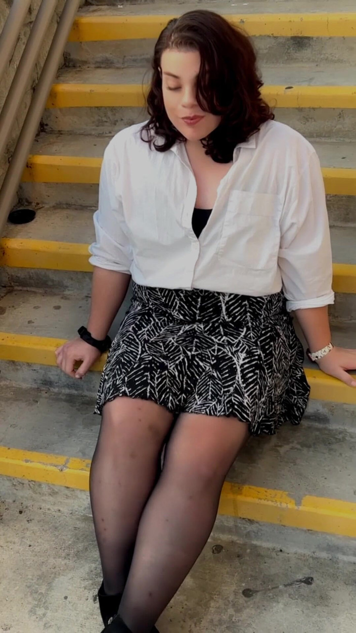 Janice Renee: Tranny głaskanie na zewnątrz i w samochodzie