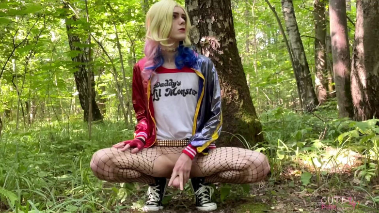 CutePinkUnicorn: Harley Quinn कॉस्प्ले कमशॉट