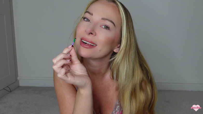 Brea Rose: Подруга-великаншка играет с бойфрендом