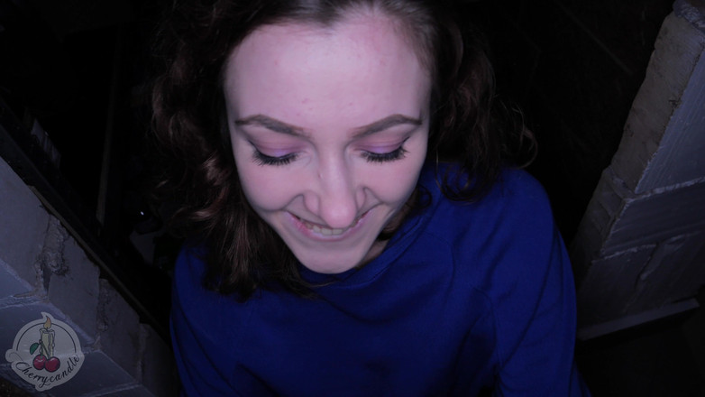 Cherrycandle: Я зробила мінет своєму сусідові з величезним камшотом