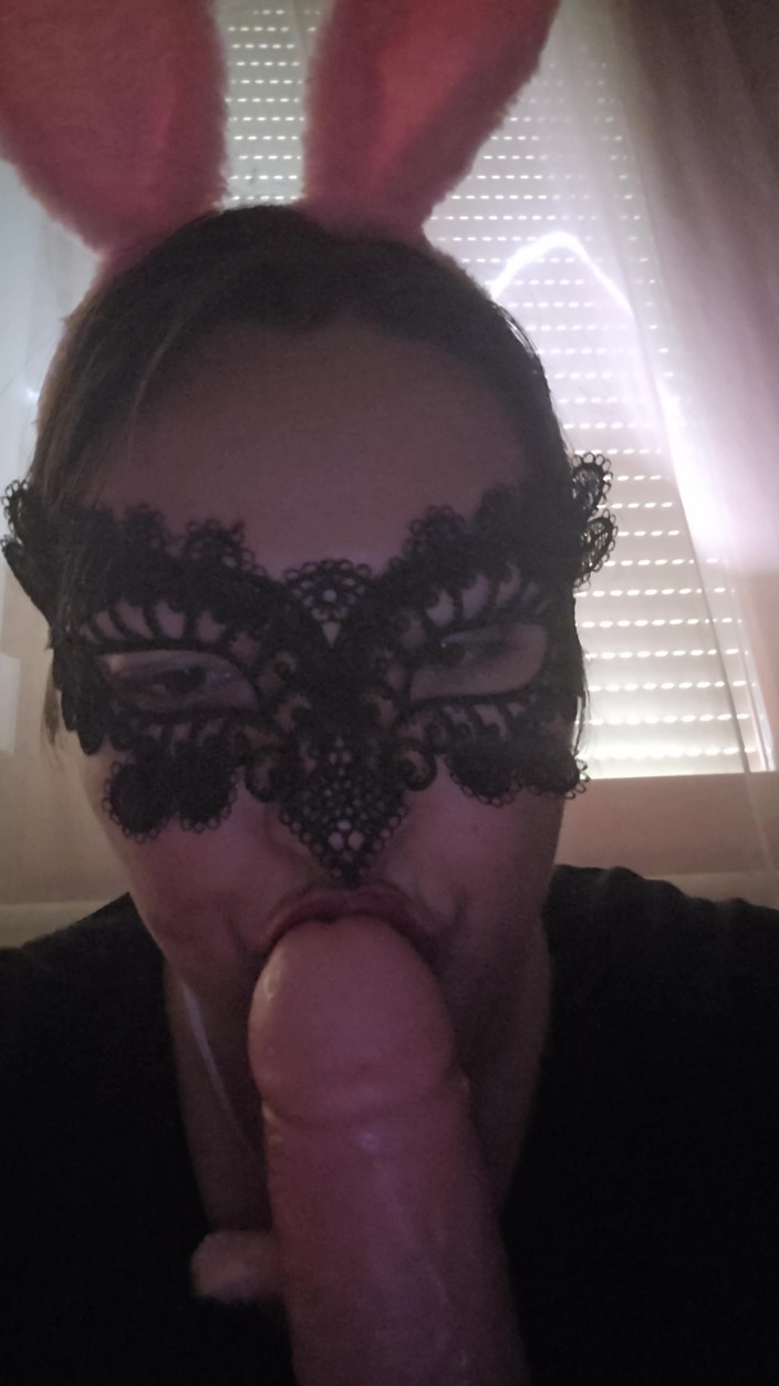Sexybutterfly123: Oral, Masturbation, Dildo