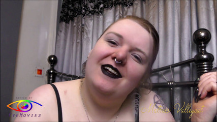 Mxtress Valleycat: 내 피어싱 돼지 저금통이 되라