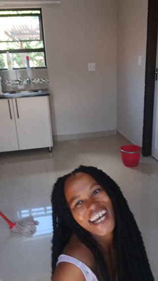 MphowaLepona: Hýbe s mojí bidy jako převůděk