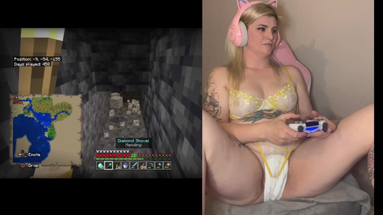 EeveeXo: Maxi Pad Gaming