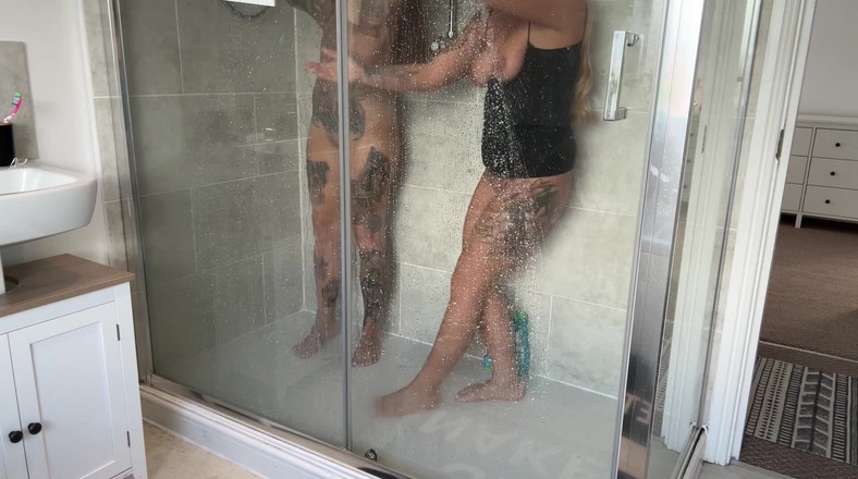 Yourfavecumslut: Отчаяние с моим соседом по дому