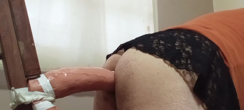 Todo -Anal: Je Me Sens Très Chaud Et Je Porte Ma Jupe...