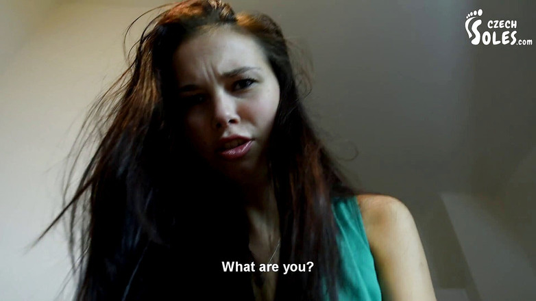 Czech Soles - foot fetish content: Домінування величезних ніг велетень