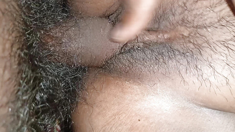 Desi Bhabhi 01: Šukací video mé kamarádky s nevlastní sestrou