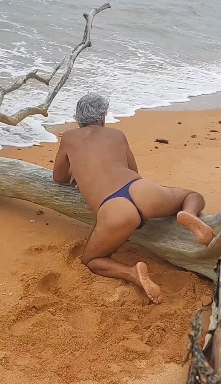 Ladysilvas: Ladysilva Jaký nezbedný sexy zadek na pláži v bikinách