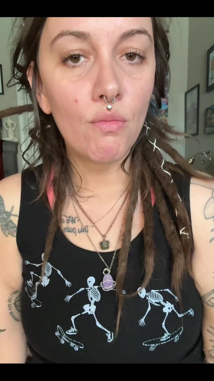 Chery Trees: Blåser rök på dig och dreglar