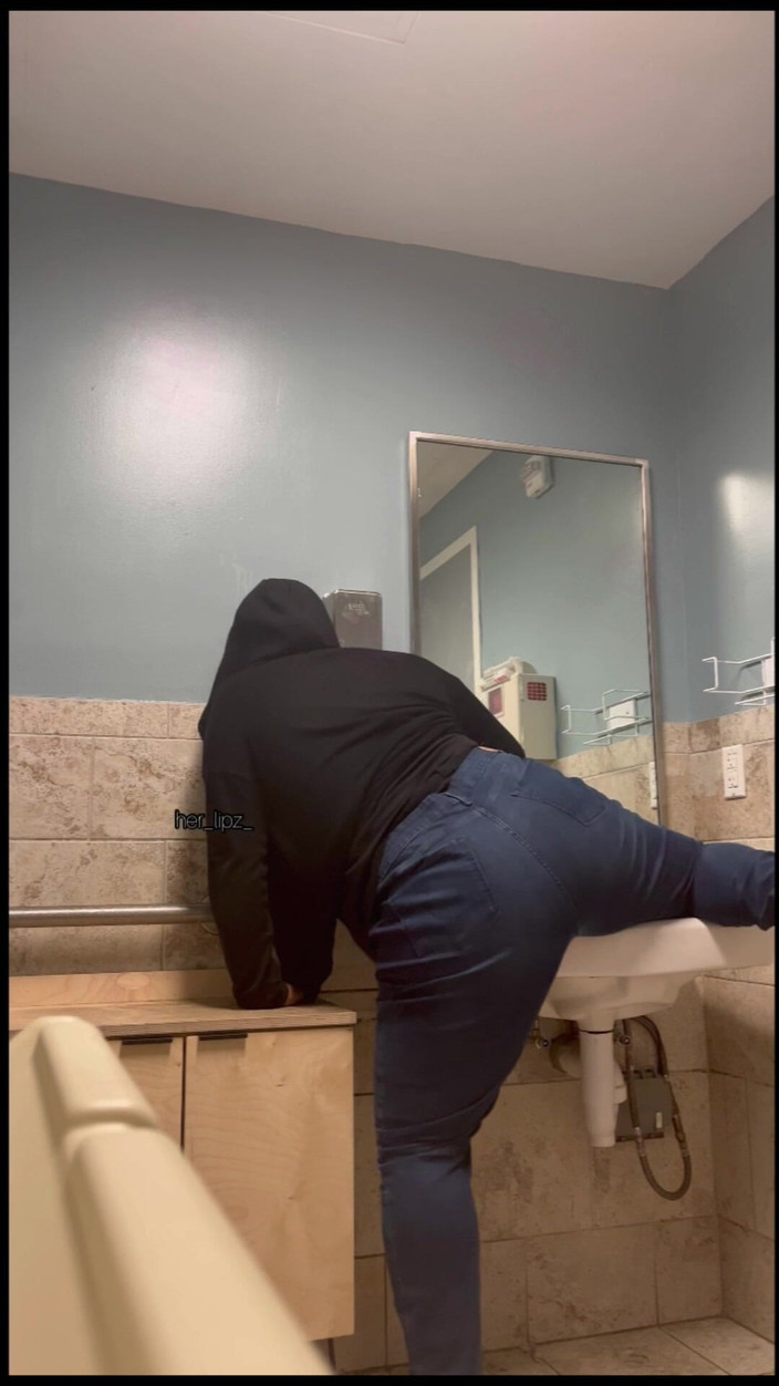 Anye Meshell: Mmmm questi sono alcuni dei miei migliori video di ritorno...