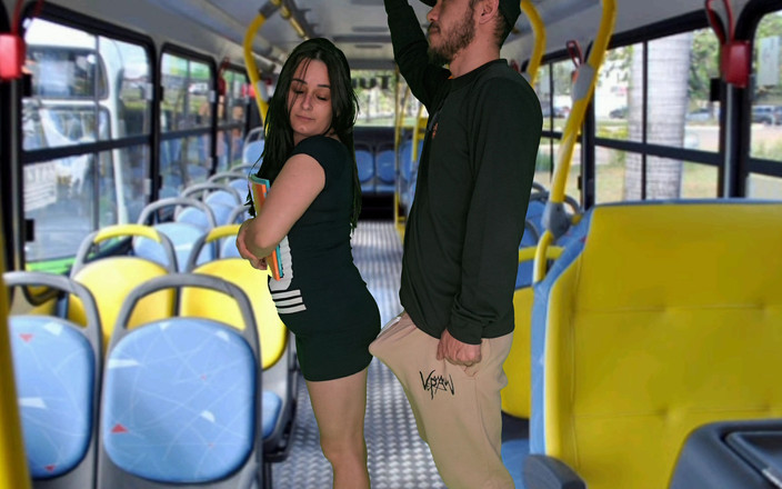 Jennyferpimenta: 学生在公共场合被骑乘并被干!