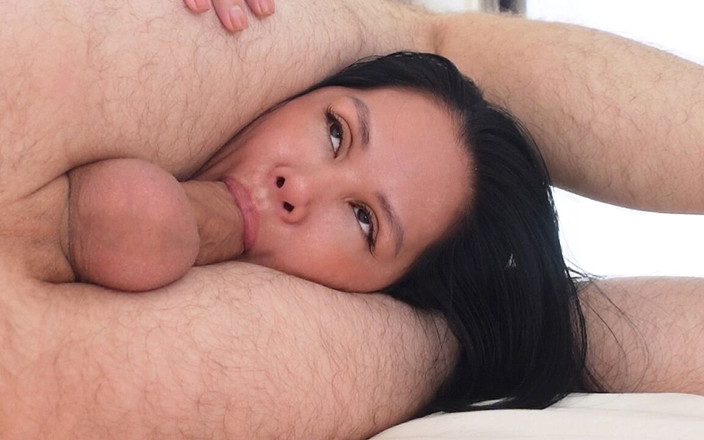 Vina Moon: Hardcore Facefuck Deeprhoat Blowjob