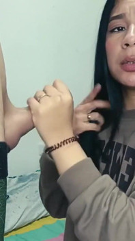 Older Stepsister Does the Debebes of the House and Her Stepbrother Wants to Fuck Her