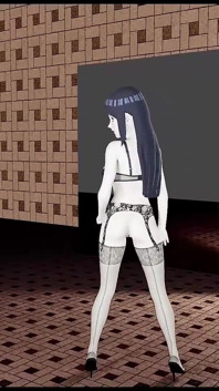 Hinata modellik kariyerine başlıyor