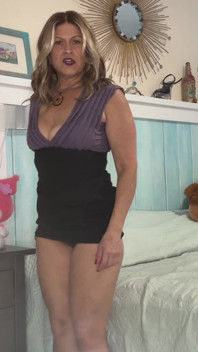 Aunty Tabitha Full Bush Buffet 4K
