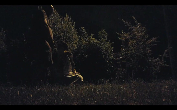 Toilet Mommy: Vita notturna nel parco pubblico