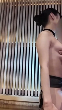 Saya Cup Bintang Gravure Pergi Semua Keluar Di Bilik Vip Mewah. Payudara besar-besarannya melantun melalui creampie menunggang api
