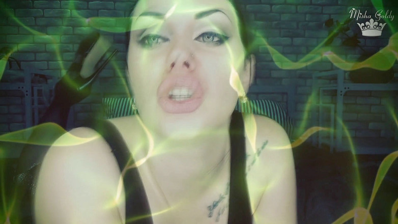 Goddess Misha Goldy: Adulmecători în fiecare zi! Ziua 13 - pompează-ți sperma pentru mine