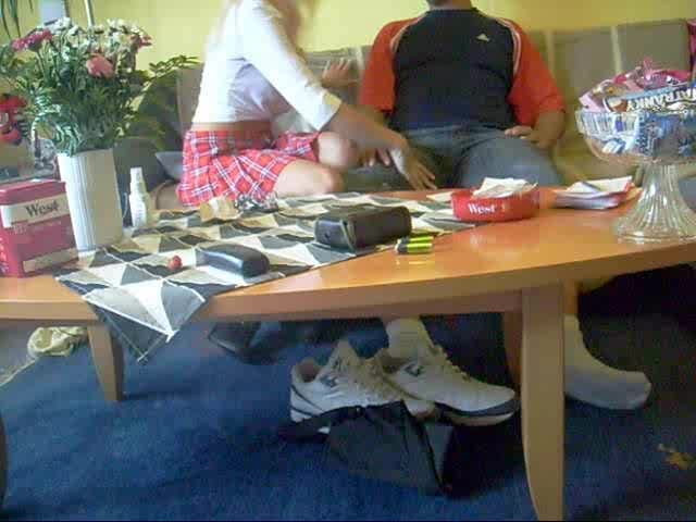 Blondehexe: Üvey kız kardeşimin erkek arkadaşı