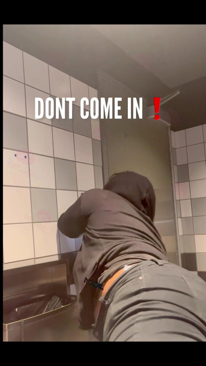 Anye Meshell: ここに入ってくるな!