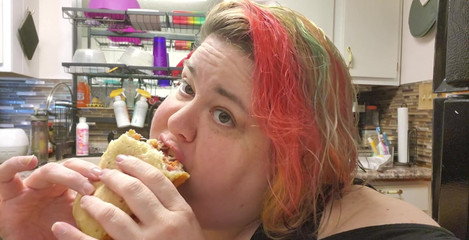 Kitty Delgato: Kereta api bawah tanah dan pecah