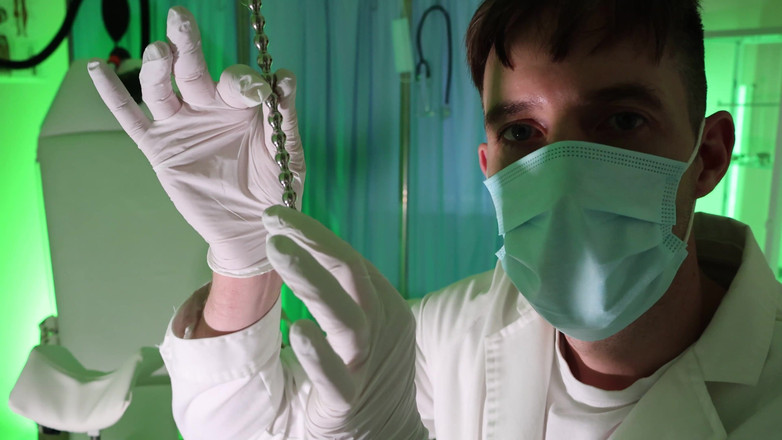 TomBakerBDSM: Programma di restringimento di castità Pt 1 (4k)