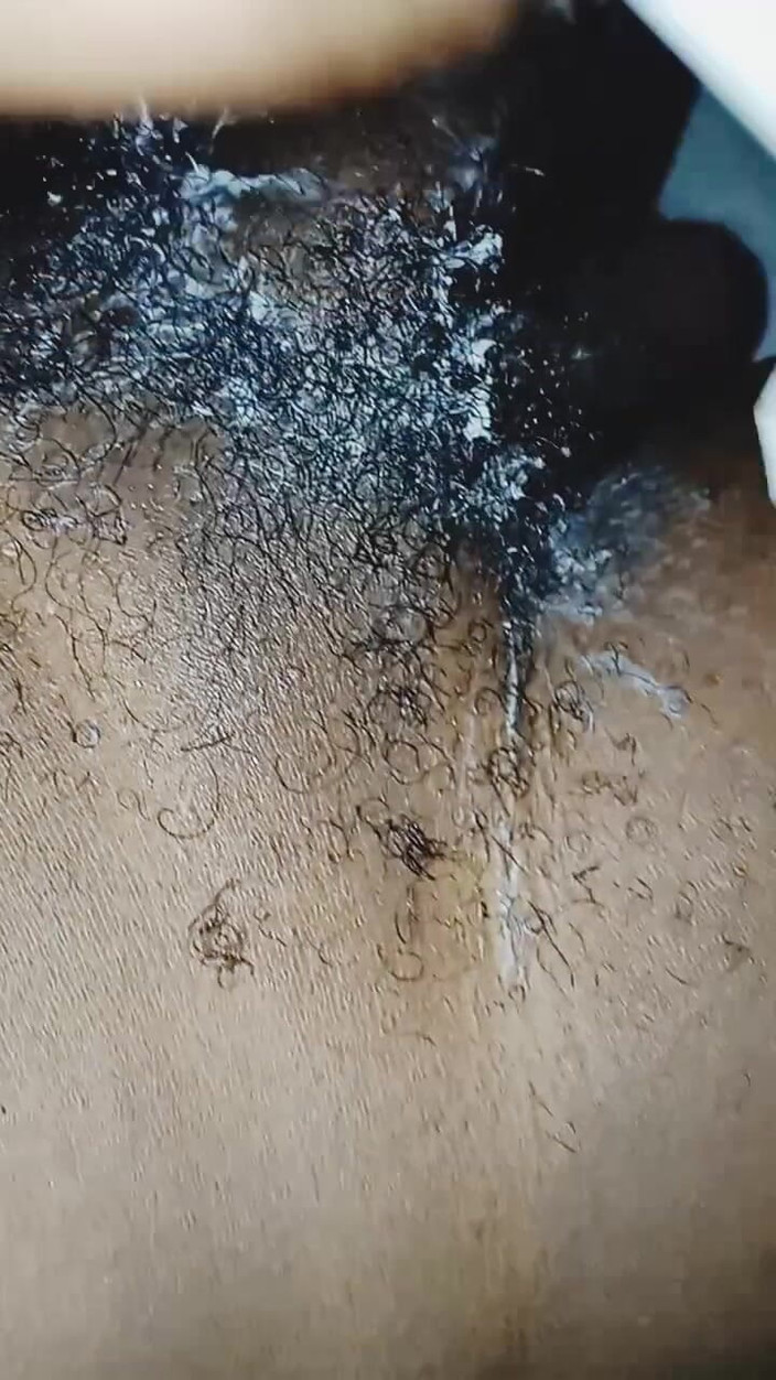 Bad boy studio: Ella se afeita mi bbc y luego lo folla, parte 1